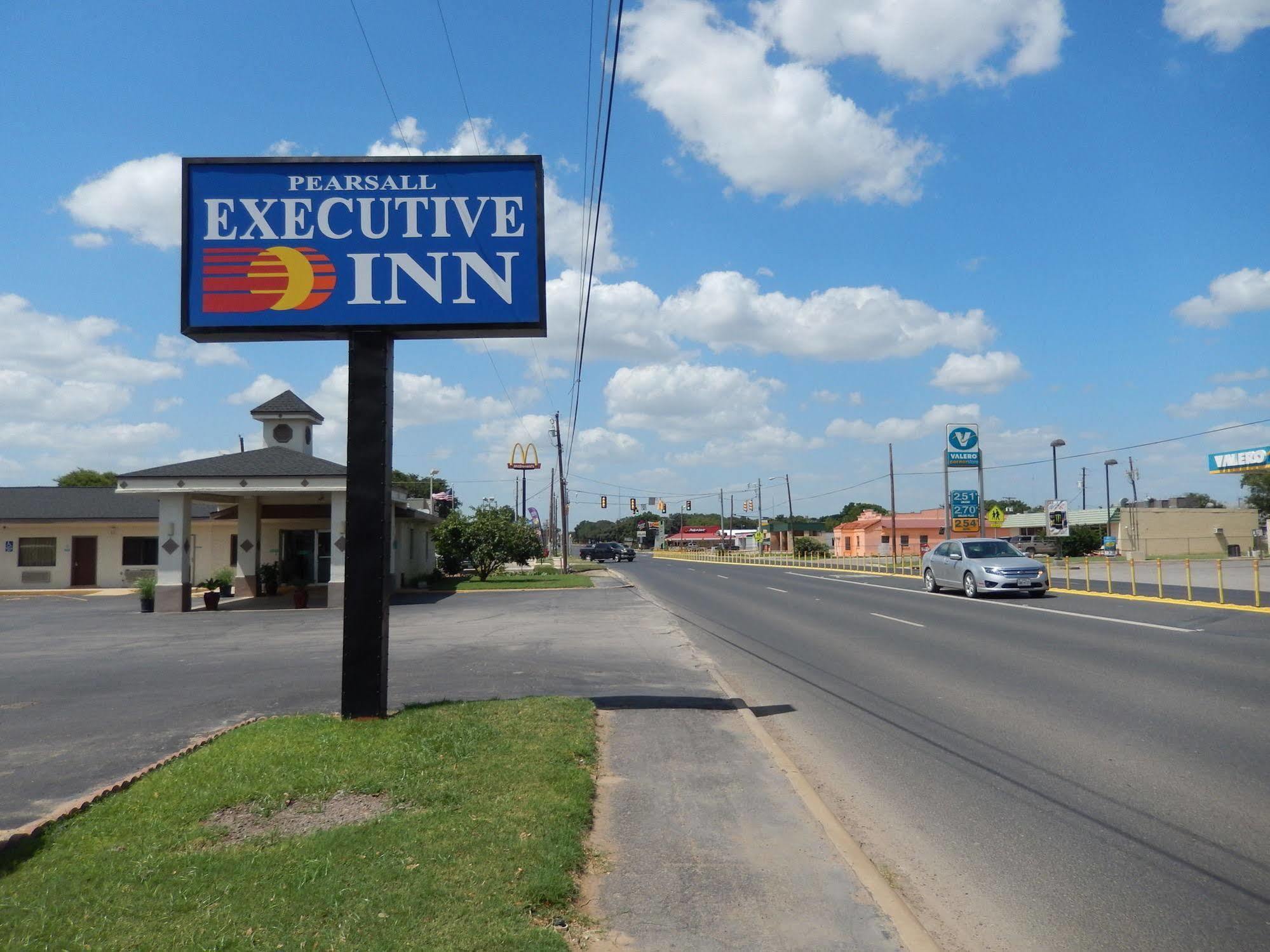 Executive Inn Pearsall Eksteriør billede